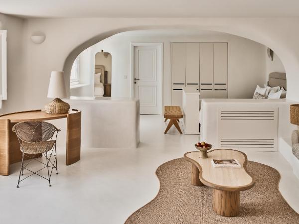 Mystique, a Luxury Collection Hotel, Santorini : photo 3 de la chambre villa air de secret 1 chambre avec lit king-size - vue sur caldera