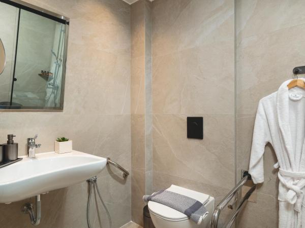 Elia Sea Suites : photo 9 de la chambre chambre lit queen-size - accessible aux personnes à mobilité réduite