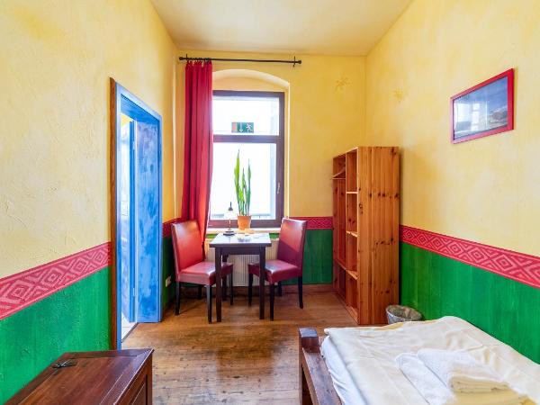 Gästehaus Mezcalero : photo 1 de la chambre chambre simple avec salle de bains