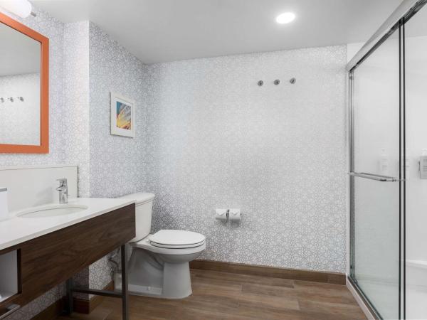 Hampton Inn Louisville Airport Fair/Expo Center : photo 4 de la chambre chambre lit king-size - non-fumeurs