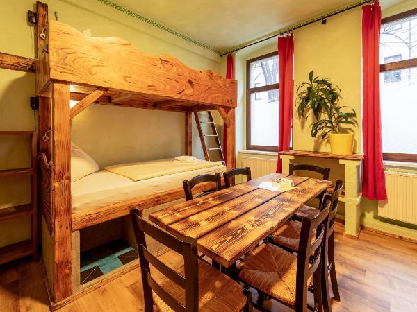 Gästehaus Mezcalero : photo 1 de la chambre hébergement 6 lits