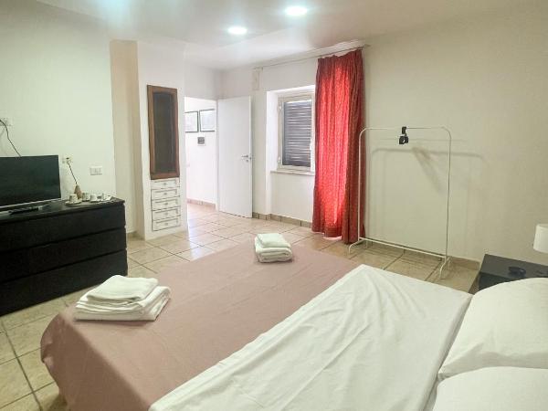 Giallo Limone B&B : photo 3 de la chambre chambre double - vue sur jardin