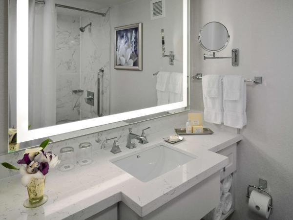 The Royal Sonesta New Orleans : photo 4 de la chambre hébergement 2 lits queen-size avec balcon intérieur