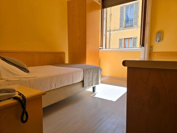 Mokinba Hotels Sant'Ambroeus : photo 4 de la chambre chambre simple