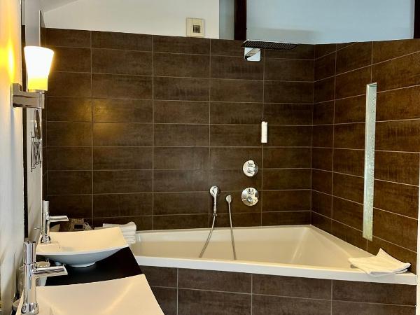 Le Clos Jeannon : photo 2 de la chambre suite - vue sur jardin