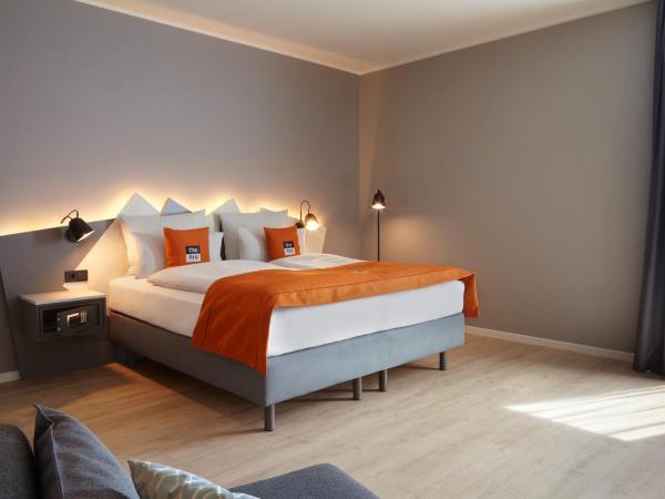 Holiday Inn - the niu, Hub Dusseldorf Messe, an IHG Hotel : photo 7 de la chambre chambre lit queen-size premium