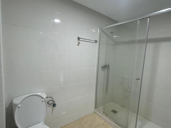 ENJOY THE STARS Alondra : photo 8 de la chambre chambre double standard avec salle de bains commune