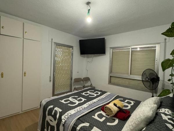 ENJOY THE STARS Alondra : photo 2 de la chambre chambre double avec balcon