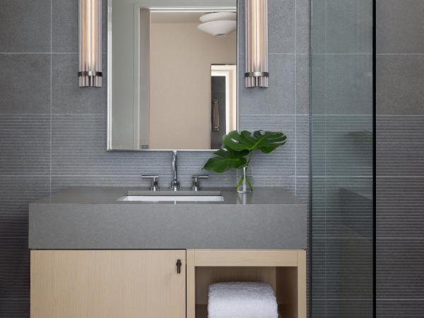 Kimpton Claret Hotel, an IHG Hotel : photo 8 de la chambre chambre 2 lits queen-size essential - vue sur ville