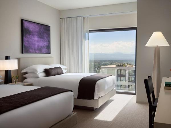 Kimpton Claret Hotel, an IHG Hotel : photo 7 de la chambre chambre 2 lits queen-size - vue sur montagne