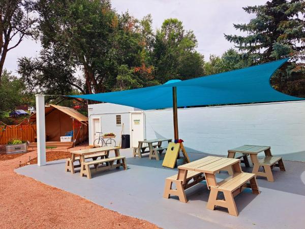 Buffalo Lodge Bicycle Resort - Amazing access to local trails & the Garden : photo 8 de la chambre tente