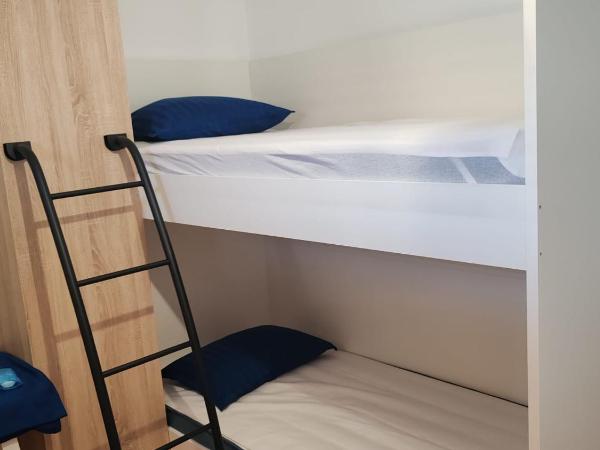 Hostel Pulp Fiction : photo 1 de la chambre lit superposé dans dortoir mixte