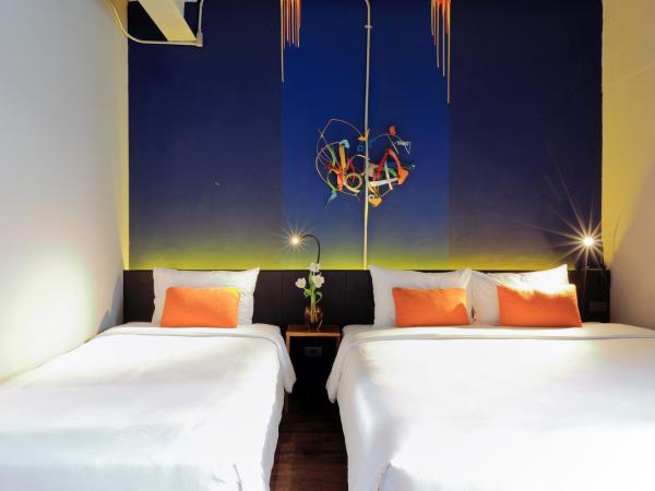 Mestyle Garage Hotel : photo 1 de la chambre chambre triple Économique