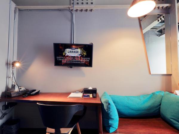 Mestyle Garage Hotel : photo 4 de la chambre chambre lits jumeaux standard