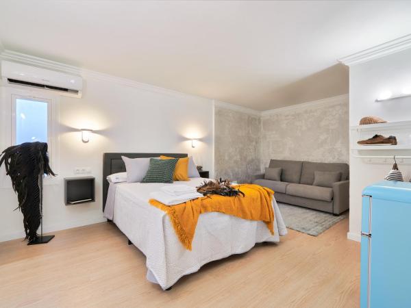 RG Duque de Aveiro auto check-in : photo 7 de la chambre chambre quadruple avec salle de bains privative