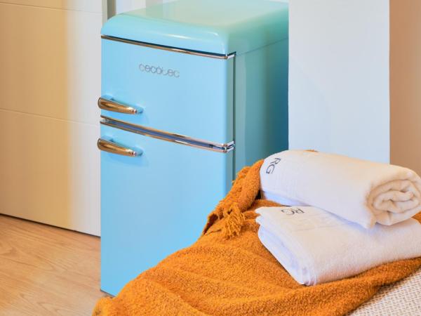 RG Duque de Aveiro auto check-in : photo 1 de la chambre chambre double avec salle de bains privative