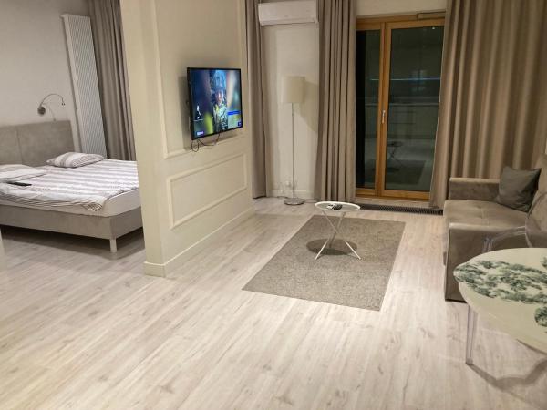 Platinum Towers Hotel Apartments : photo 7 de la chambre suite junior avec balcon