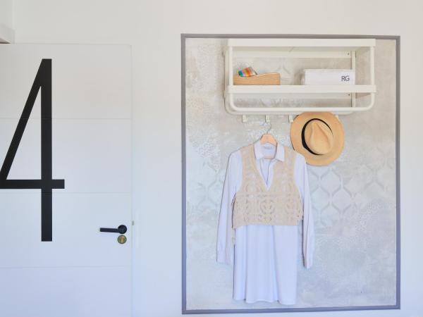 RG Duque de Aveiro auto check-in : photo 3 de la chambre chambre double avec salle de bains privative