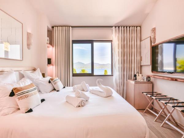 Tinah Saint-Tropez : photo 3 de la chambre chambre double standard - vue sur mer