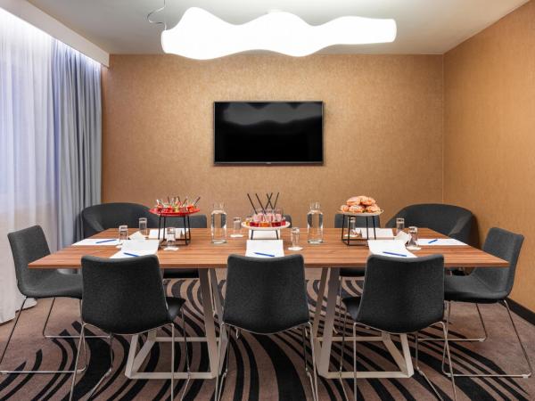 Novotel Poznan Centrum : photo 4 de la chambre appartement lit king-size