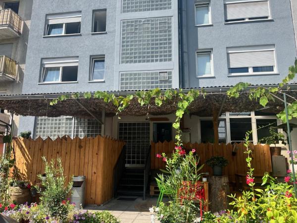 Hotel am Hafen : photo 1 de la chambre chambre triple avec salle de bains privative