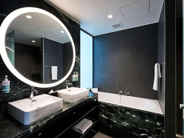 Novotel Melbourne Airport : photo 7 de la chambre junior suite with 1 king bed