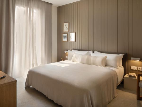 Hotel Casa Teva Barcelona : photo 1 de la chambre chambre double avec balcon
