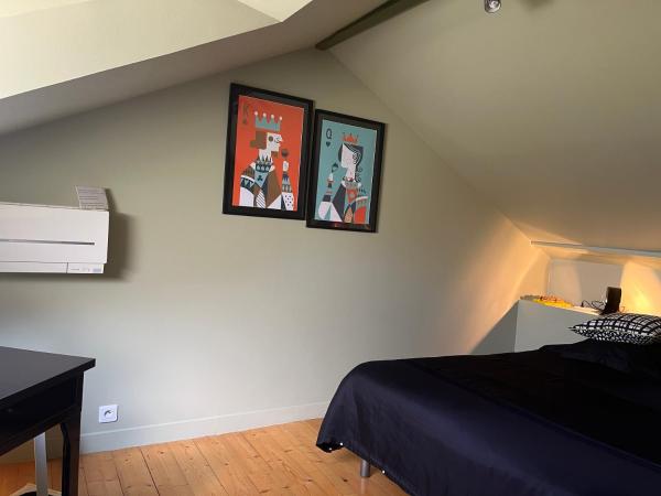 Chambre d'hôtes Le Cadran des Chauvelles : photo 4 de la chambre suite