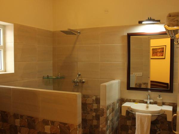 Pratap Bhawan Homestay : photo 6 de la chambre chambre lit king-size deluxe