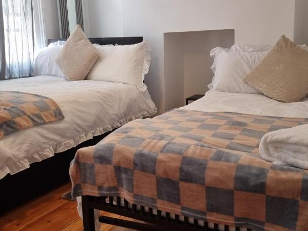 King's Cross Road Private Rooms : photo 5 de la chambre chambre quadruple avec salle de bains commune