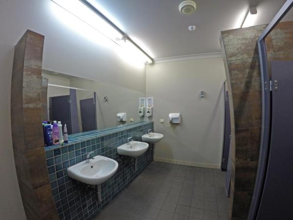 Global Backpackers Port Douglas : photo 3 de la chambre lit dans dortoir mixte de 4 lits (réservé aux personnes de 18 à 35 ans)