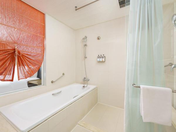 Holiday Inn Express City Centre Dalian, an IHG Hotel : photo 2 de la chambre standard king room with extra floor space