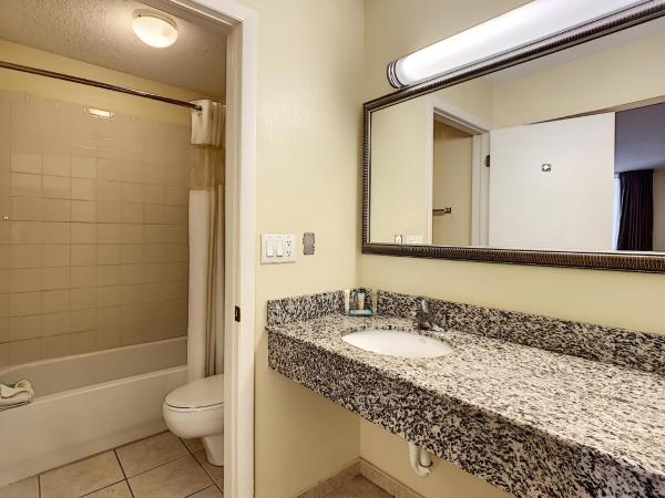 Stayable Orlando at Florida Mall : photo 4 de la chambre chambre double avec 2 lits doubles - non-fumeurs