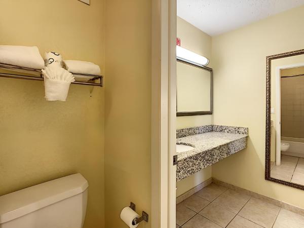 Stayable Orlando at Florida Mall : photo 5 de la chambre chambre double avec 2 lits doubles - non-fumeurs