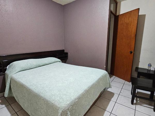 Hotel 2000 : photo 1 de la chambre chambre double standard