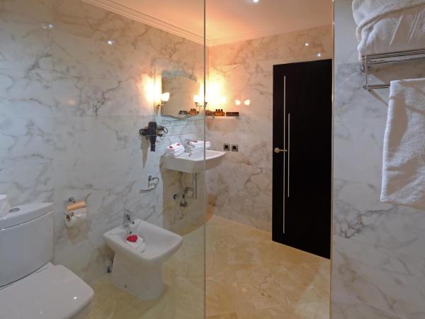 Appart Hôtel Mouna : photo 2 de la chambre appartement avec balcon