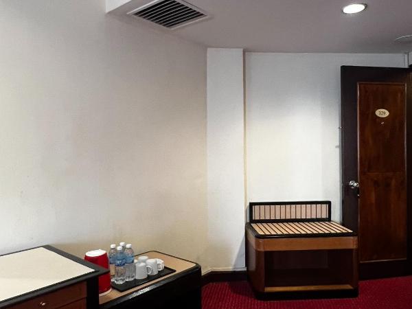 Grand Pacific Hotel PWTC : photo 4 de la chambre chambre triple