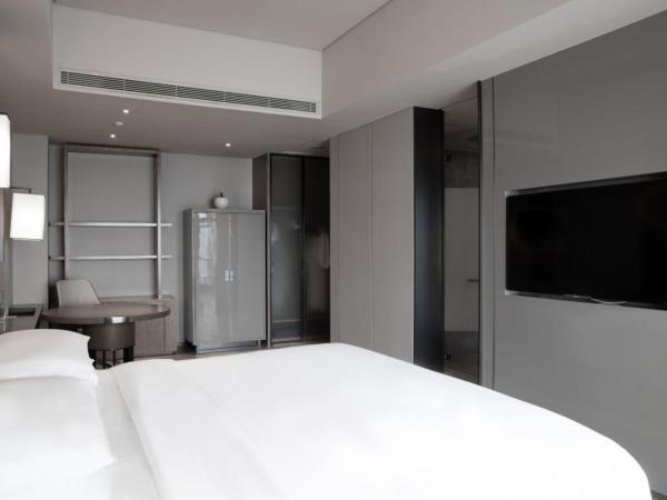 Chongqing Marriott Hotel : photo 1 de la chambre chambre double deluxe - vue sur ville