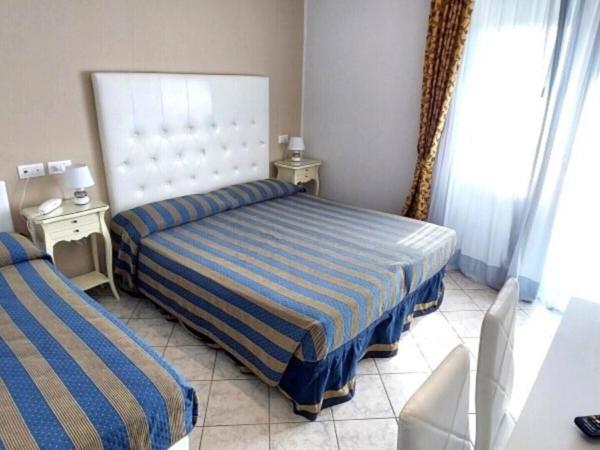 Hotel Viña del Mar Pineta : photo 7 de la chambre chambre familiale