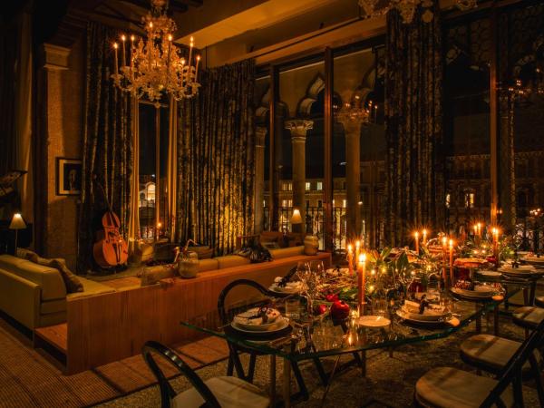 The Venice Venice Hotel : photo 1 de la chambre suite avec balcon - vue sur grand canal et pont du rialto