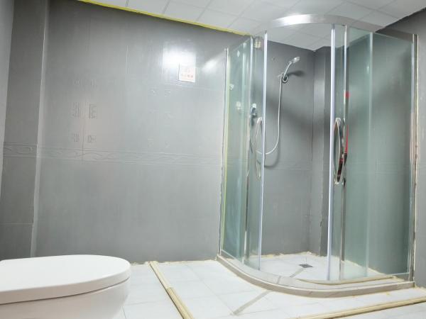 Qingdao Liuying Jieli Hotel - Qingdao Station Trestle Bridge Branch : photo 4 de la chambre chambre double