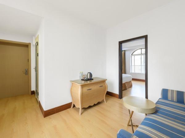 Qingdao Liuying Jieli Hotel - Qingdao Station Trestle Bridge Branch : photo 2 de la chambre suite 1 chambre