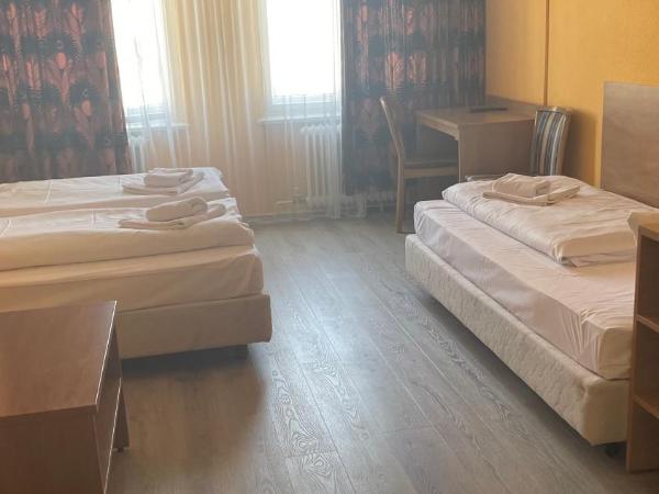 Hotel Spreewitz am Kurfürstendamm : photo 4 de la chambre chambre triple