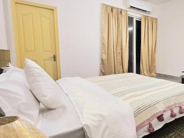 Lux Studio By Epic Stay : photo 7 de la chambre chambre double deluxe avec balcon