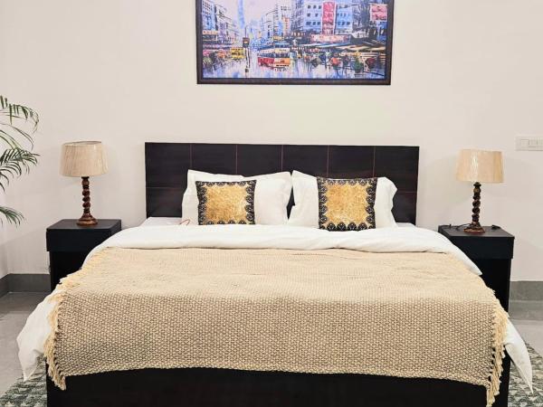 Lux Studio By Epic Stay : photo 2 de la chambre chambre double deluxe avec balcon