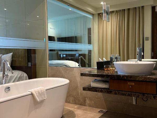 The Westin Pune Koregaon Park : photo 1 de la chambre chambre lit king-size