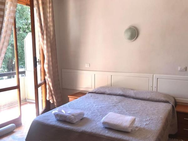 Sansovino Bed and Car : photo 2 de la chambre chambre double ou lits jumeaux avec salle de bains privative externe