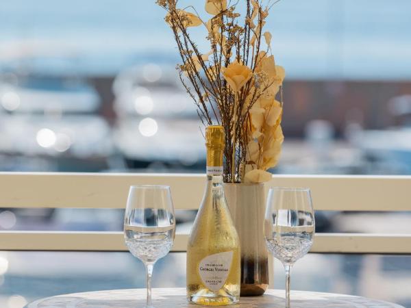 Riviera Beach Hotel : photo 10 de la chambre chambre double supérieure