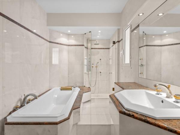 Riviera Beach Hotel : photo 6 de la chambre appartement 2 chambres