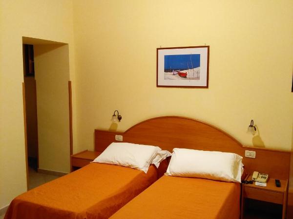 Hotel Del Corso : photo 2 de la chambre chambre double Économique